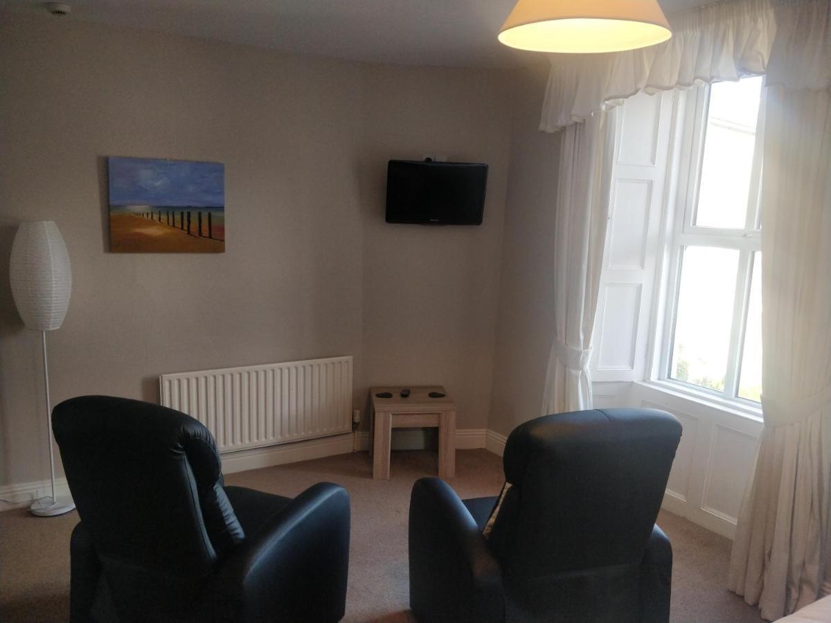 Avonmore House Guest Accommodation Youghal Bagian luar foto