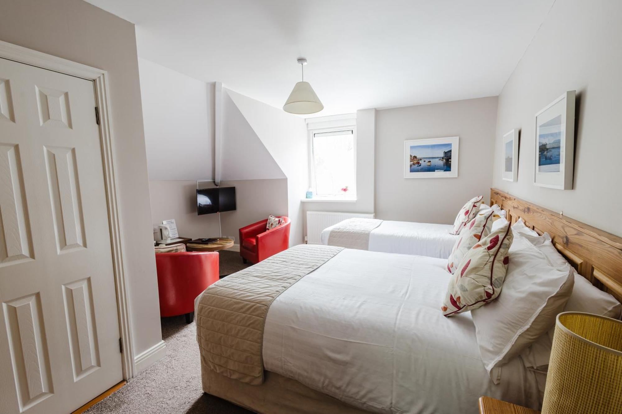 Avonmore House Guest Accommodation Youghal Bagian luar foto
